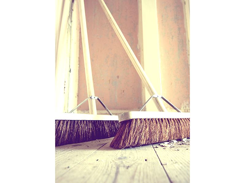 Faithfull FAIBRBAS24H Stiff Bassine Broom 60cm (24in) + Handle & Stay |