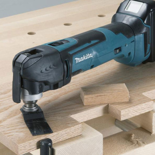 Makita DTM51Z 18 V Cordless Precision Multi-Tool - Bare Unit