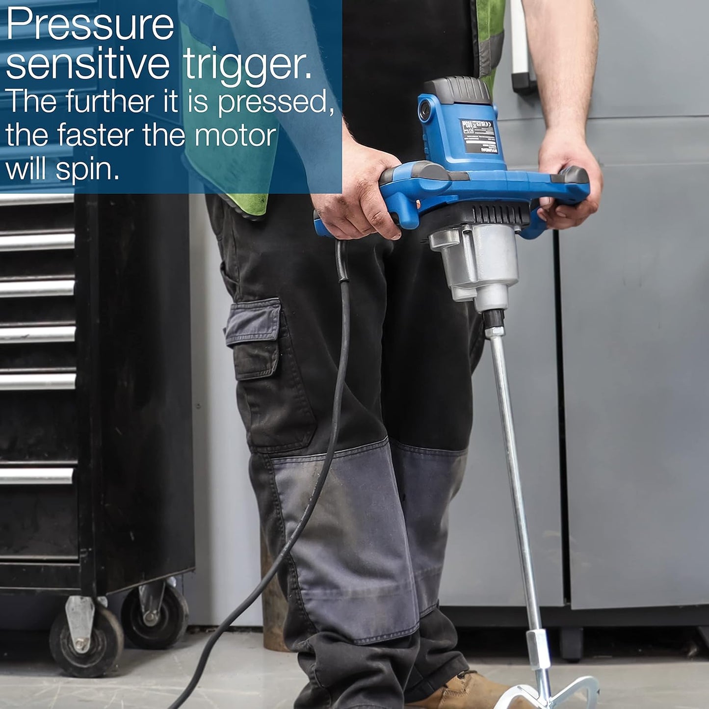 Hyundai 1600W Electric Paddle Mixer with 5 Piece Trowel Set 230v/240v | HYPM1600E