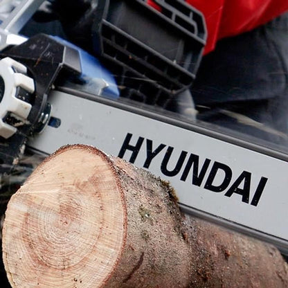 Hyundai HYC1600E Electric Chainsaw 1600W 14in 35cm Bar 13m/s Chain 230V Corded Garden Saw Tree Log Cutting Garden Saw