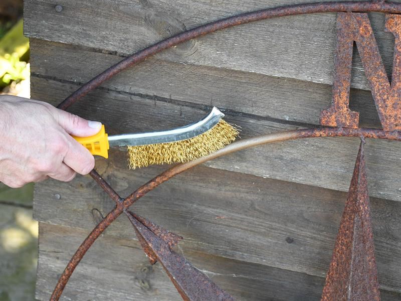 Faithfull FAIWBHANDB Wire Scratch Brush Brass Yellow Handle |