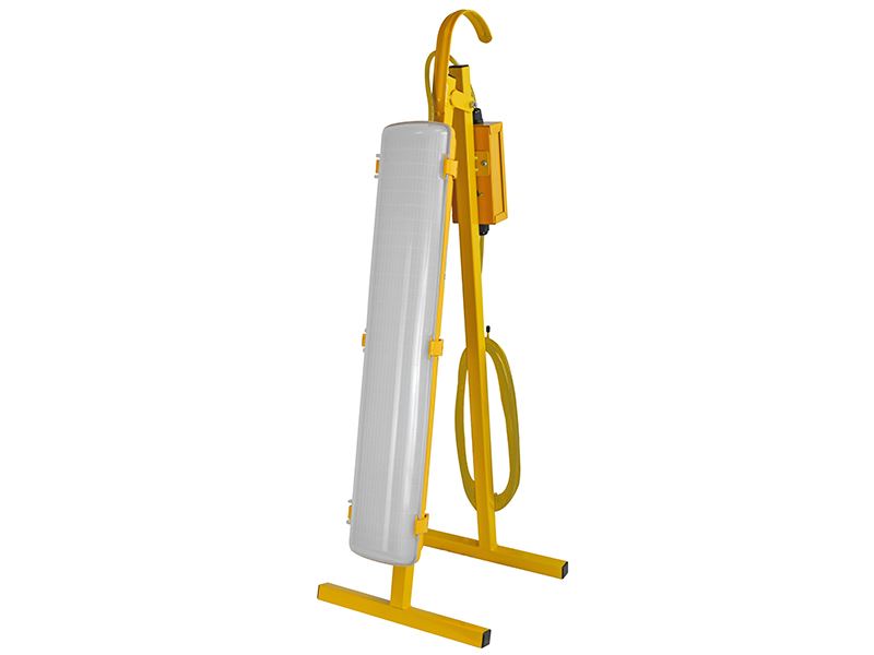 Faithfull Power Plus FPPSLFW30WL LED Plasterer's Folding Light 2600 Lumens 110V |