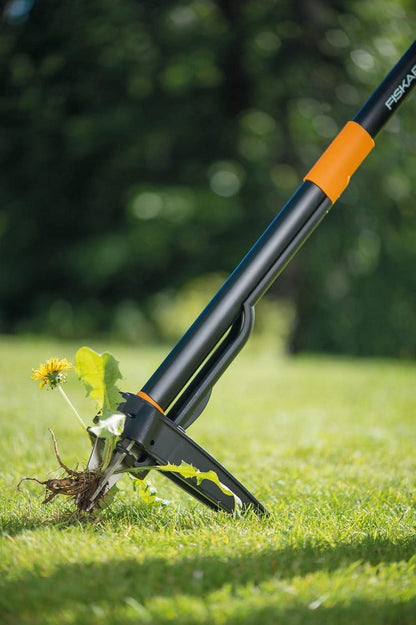 Fiskars Xact Weed Puller 1020126 Long Handle Lawn Weed Remover Tool Root Remover