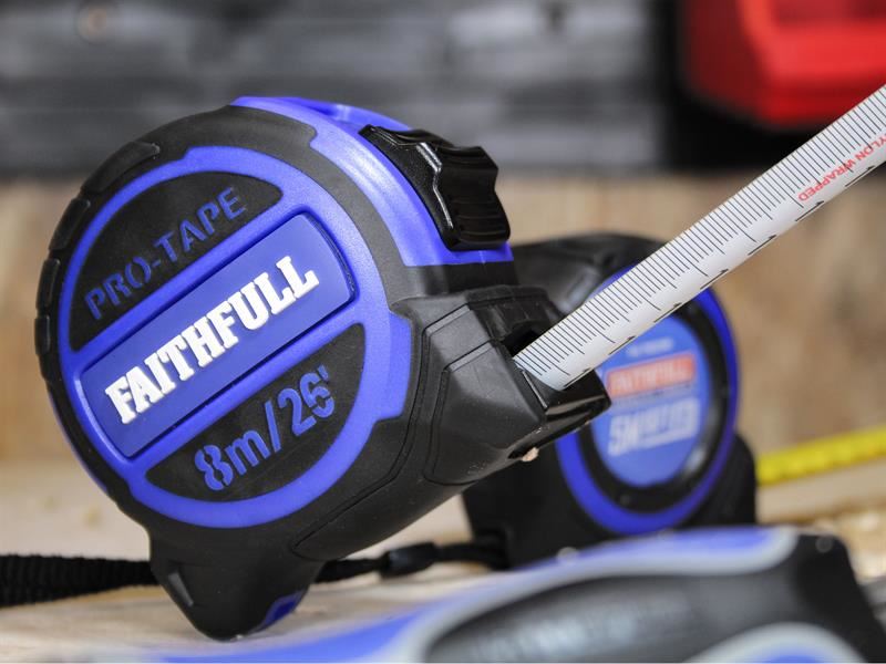 Faithfull FAITM832MI Pro Tape Measure 8m/26ft (Width 32mm) |