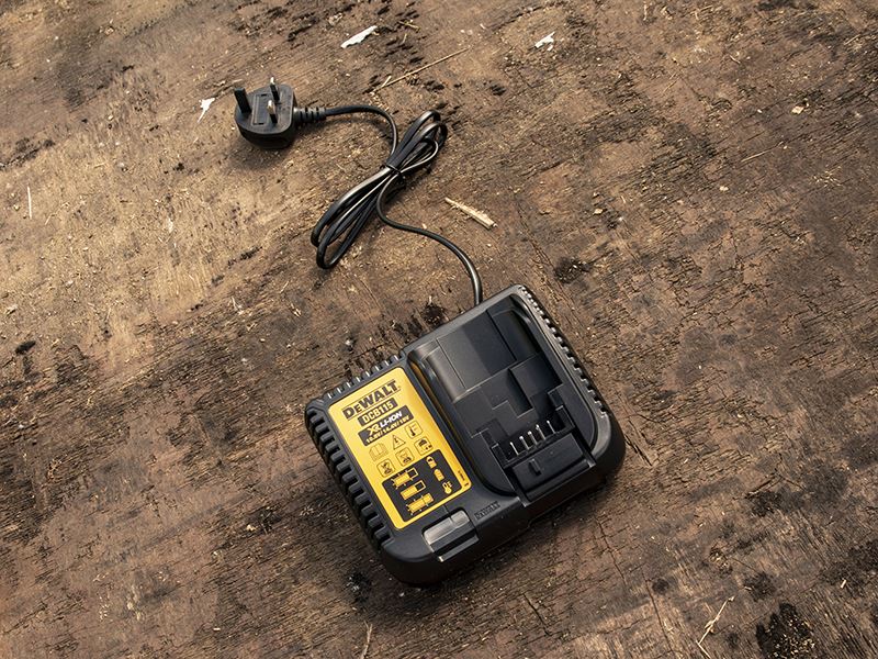 DeWalt DCK2532P2 XR Brushless Twin Pack 18V 2 x 5.0Ah Li-ion