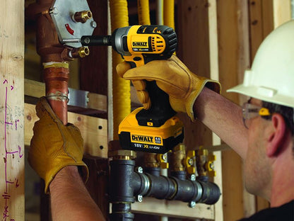 DeWalt DCF880M2-GB DCF880M2 XR Compact Impact Wrench 18V 2 x 4.0Ah Li-ion