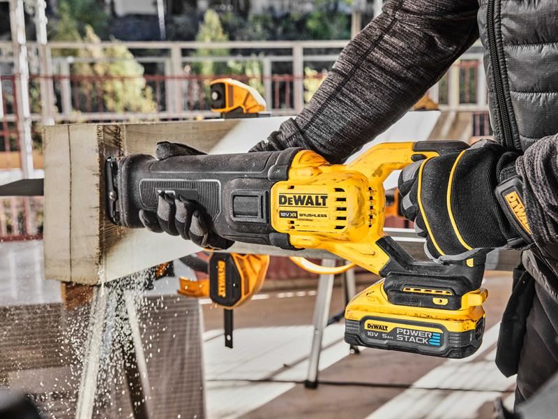 DeWalt DCS386H2T XR Advantage Reciprocating Saw 18V 2 x POWERSTACK 5.0Ah Li-ion