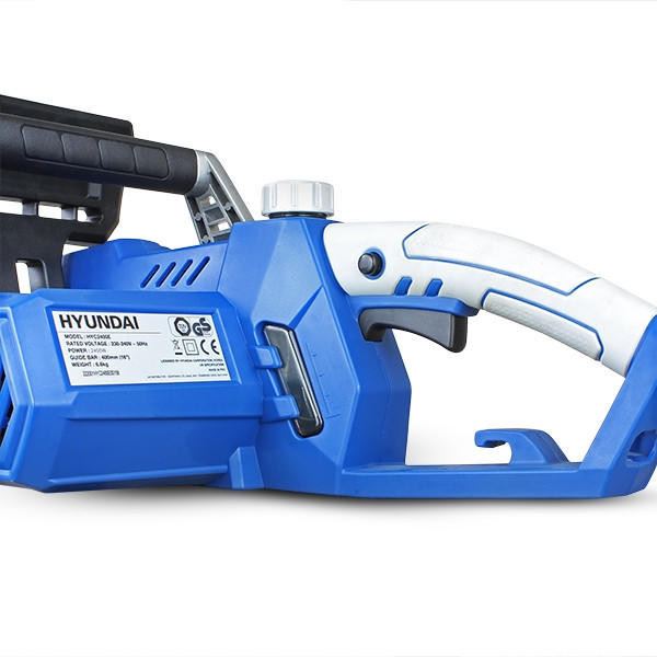 Hyundai HYC2400E Electric Chainsaw 2400W 16in 40cm Bar 15m/s Chain 230V Corded Garden Saw Tree Log Cutting Garden Saw