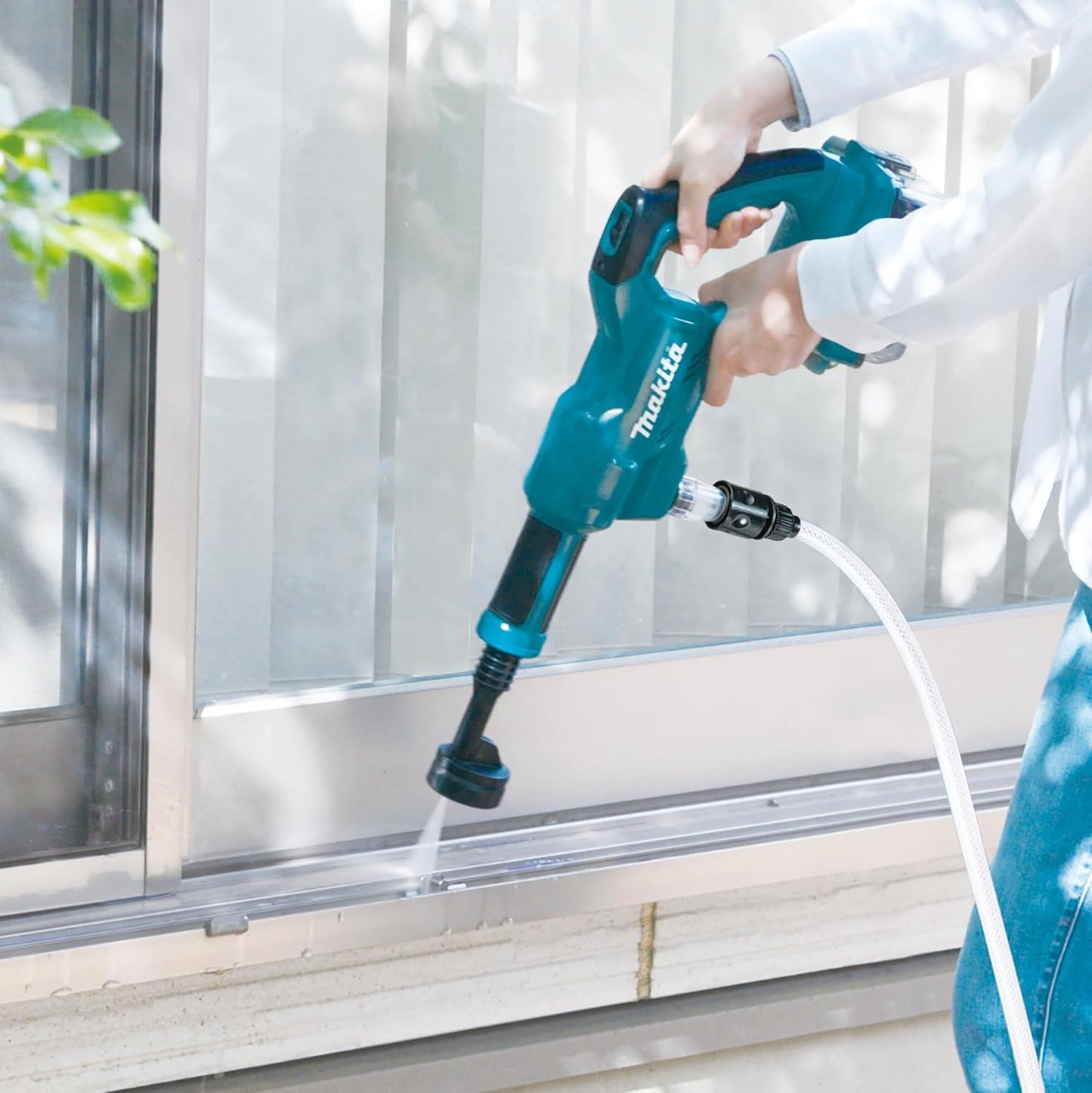 Makita DHW180Z 18V LXT Cordless Pressure Washer