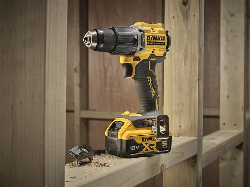 DeWalt Power Tools DCD799P1T XR Brushless Combi Drill 18V 1 x 5.0Ah Li-ion