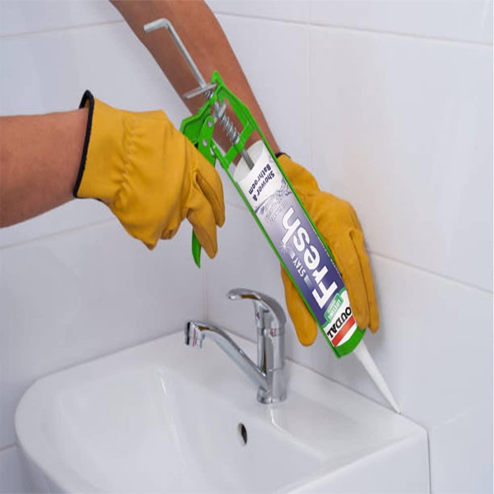 Soudal Stay Fresh Acetoxy Silicone Sealant 290ml Waterproof Anti Mould Sealant for Kitchens Bathrooms Showers Glazing and General Building Applications