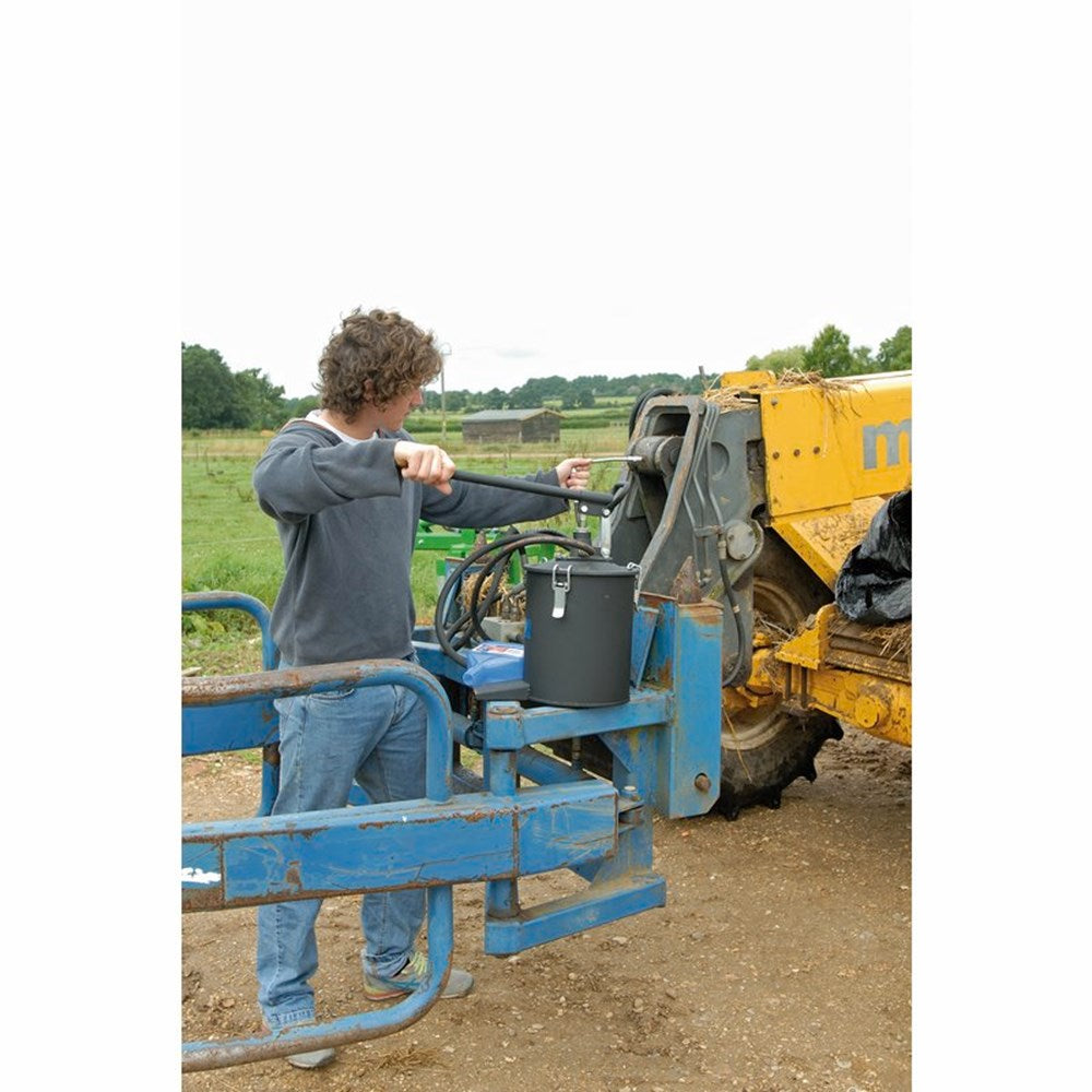 DRAPER 43960 - High Volume Hand Grease Pump
