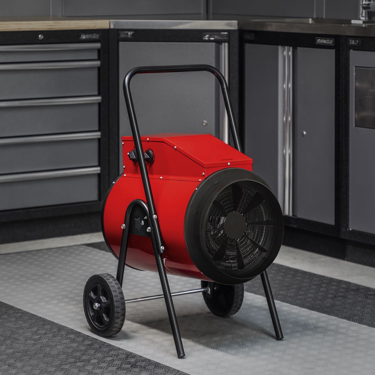 Sealey EH15001 Industrial Fan Heater 15kW/400V | 51,000Btu/hr, 7500/15000W, 400V 3~ 50Hz -32A, Thermostat, Wheels, Overheat Protection, Tip-Over