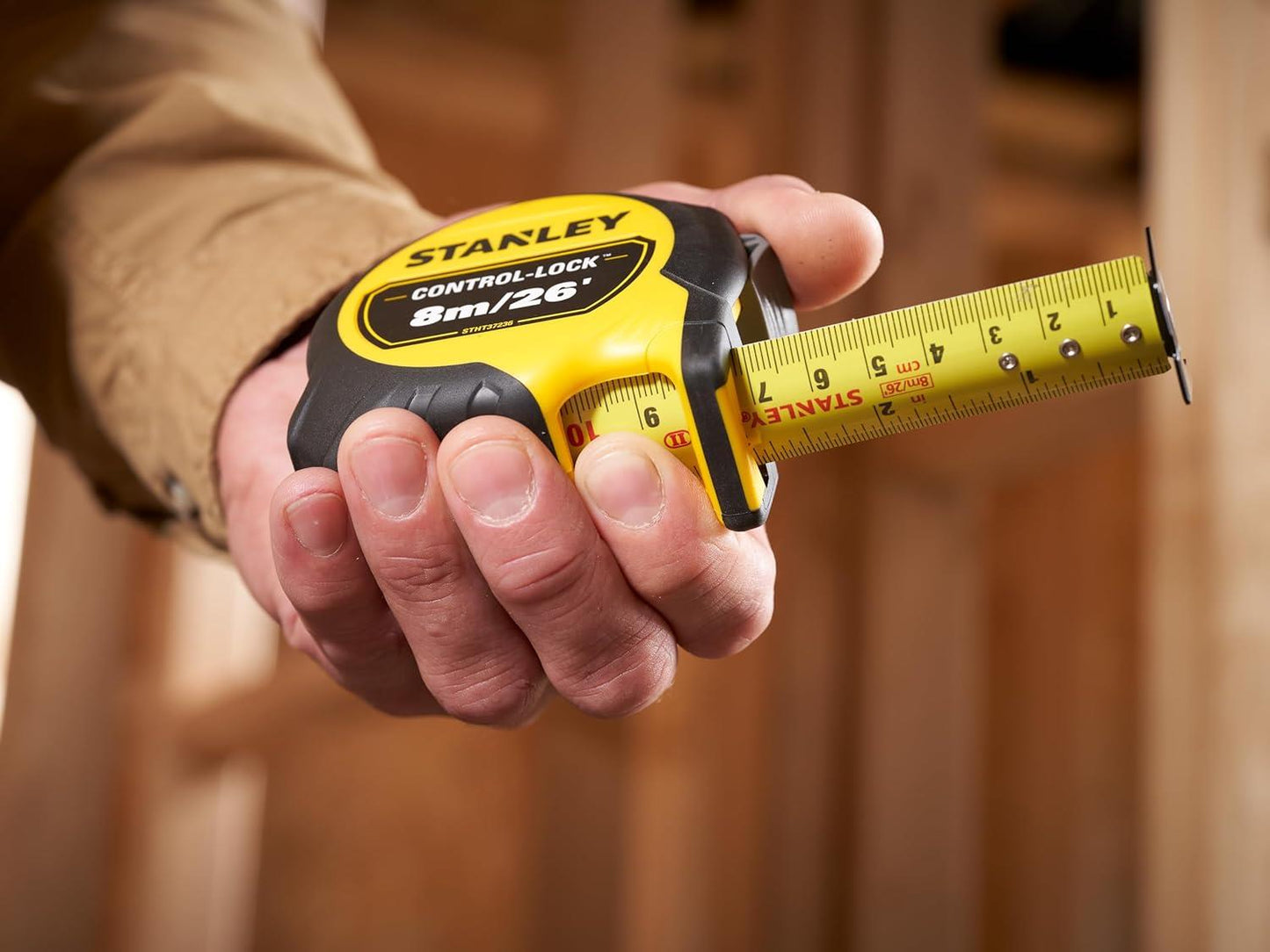 Stanley Control Lock Tape Measure 8m 25mm Heavy Duty Pocket Tape