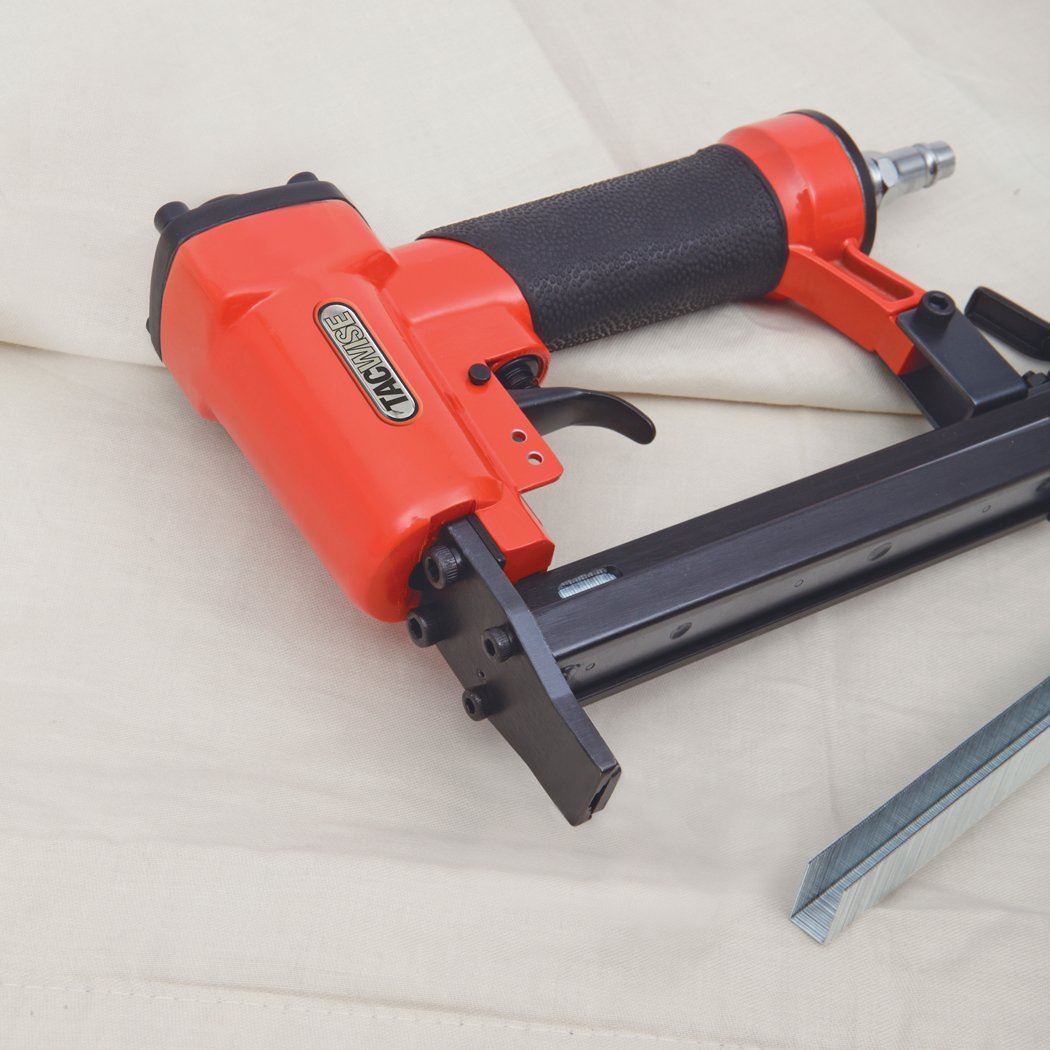 Tacwise A14014V Upholstery Air Stapler, Uses Type 140 / 4 - 14 mm Staples – Professional Trade Stapling & Fixing Tool
