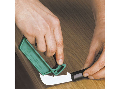 Multi-Sharp� 1501 Multi-Sharp� MS1501 4- in-1 Garden Tool Sharpener