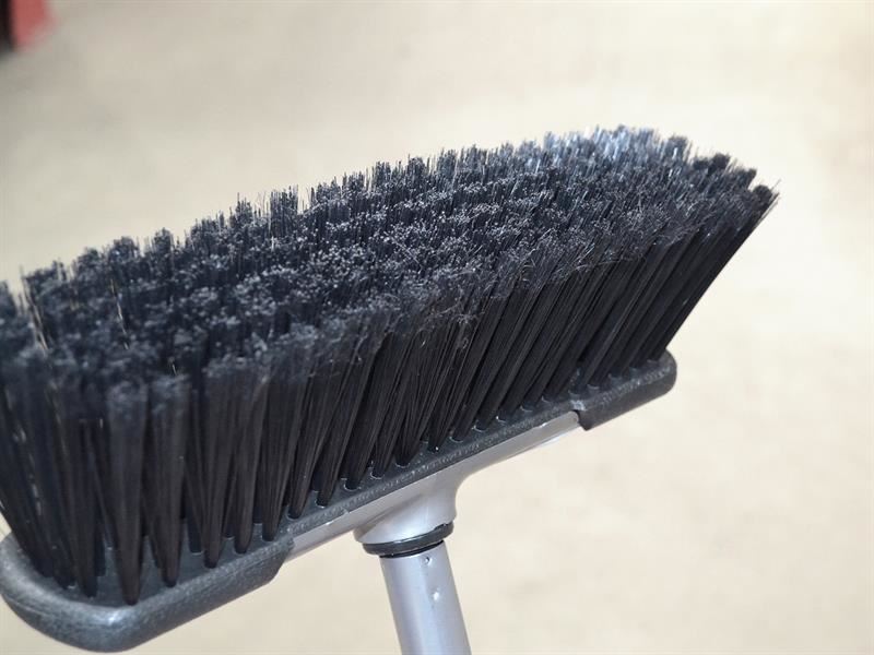 Faithfull FAIBRSOFTDIY Soft Broom with Screw On Handle 30cm (12in) |