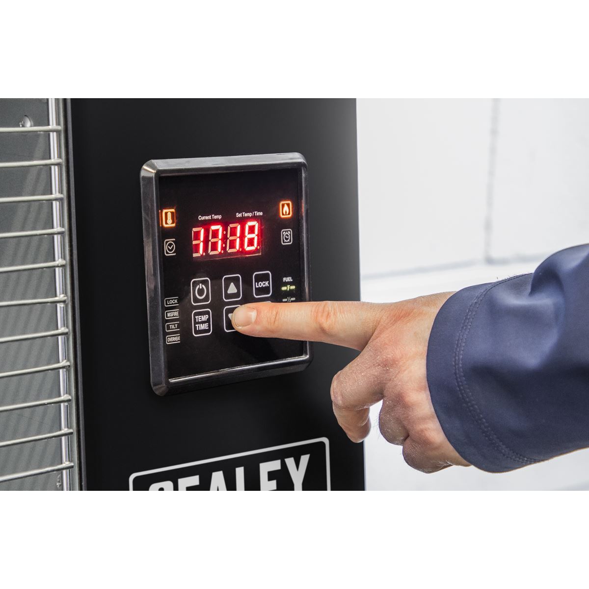 Sealey IR16 Industrial Infrared Diesel Heater 16kW | 55,000Btu/hr(16kW), 80W, 230V~50Hz, Thermostat, Timer, Wheels, Overheat Protection