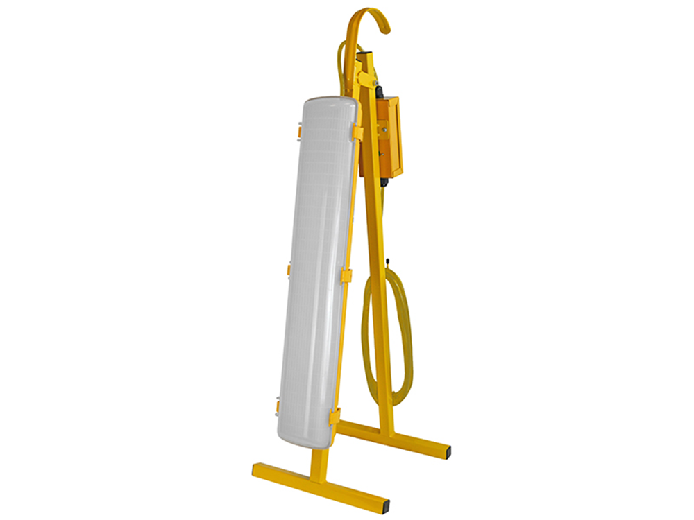 Faithfull Power Plus FPPSLFW30WL LED Plasterer's Folding Light 2600 Lumens 110V |