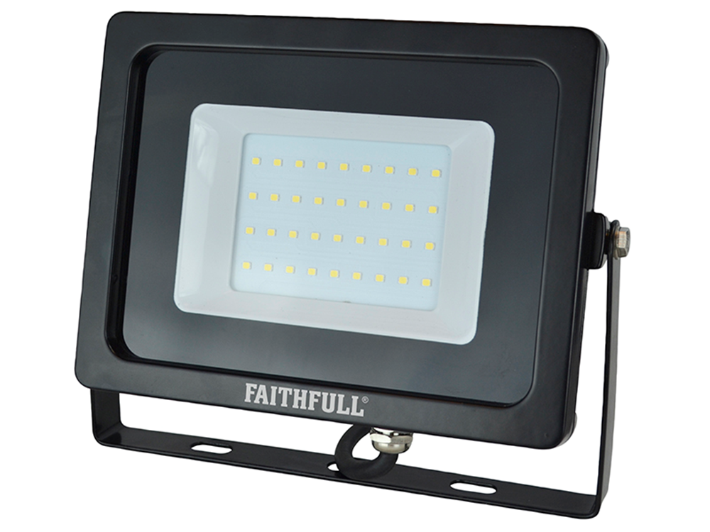 Faithfull Power Plus FPPSLWM30 SMD LED Wall Mounted Floodlight 30W 2400 Lumens 240V |