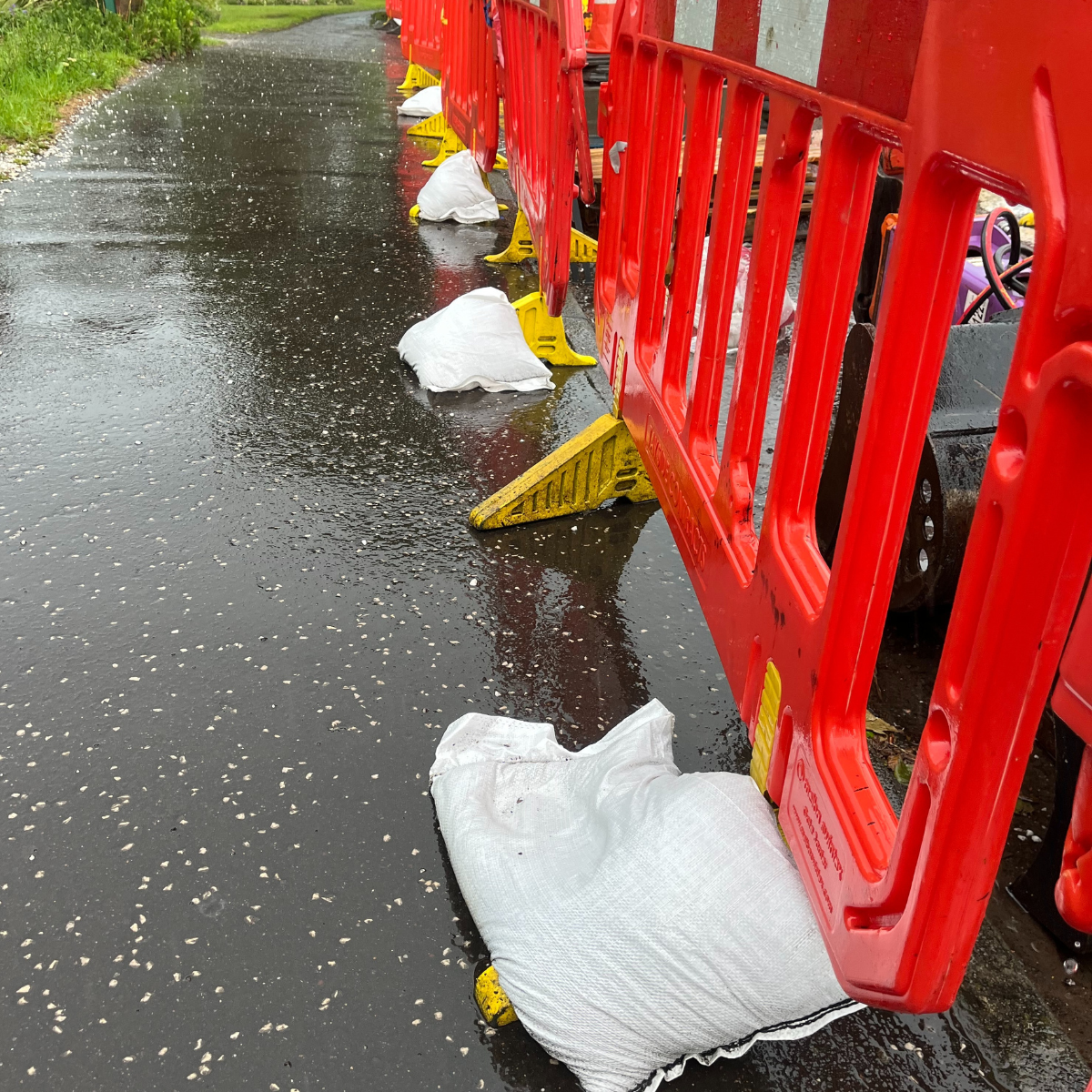 Yuzet White Woven Polypropylene Sandbags Sacks Flood Defence Sand Bags