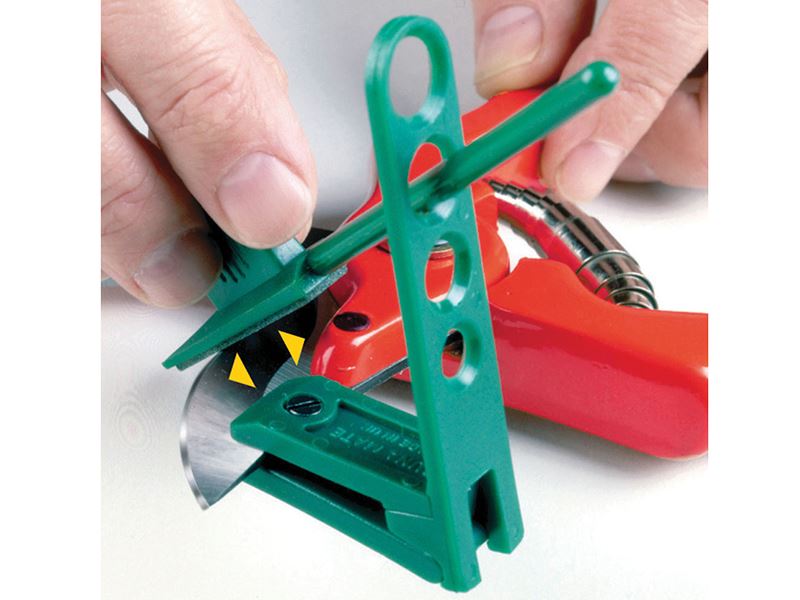 Multi-Sharp� 1601 Multi-Sharp� MS1601 Secateurs / Pruner & Lopper Sharpener