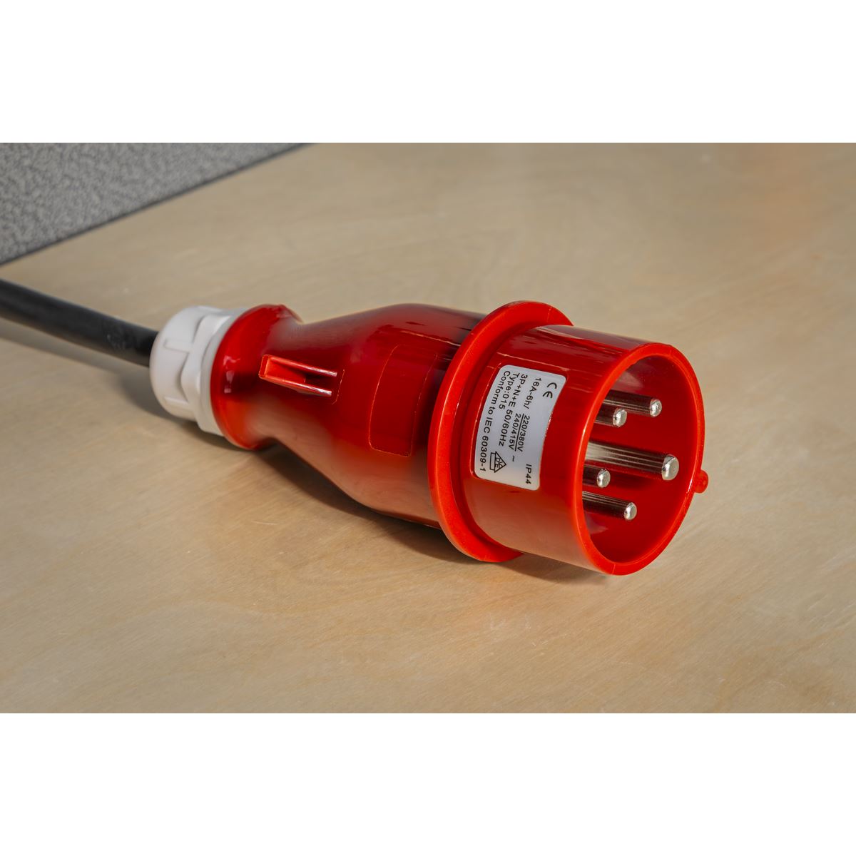 Sealey EH9001 Industrial Fan Heater 9kW/400V | 31,000Btu/hr, 4500/9000W, 400V-16A, Thermostat, Overheat Protection, Tip-Over Switch, Adjustable