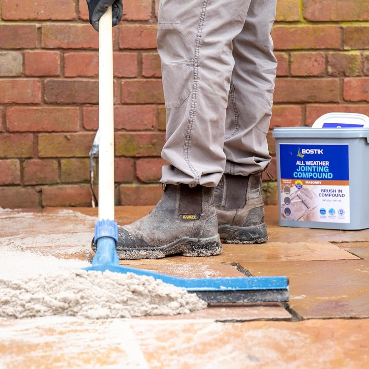 Bostik All Weather Jointing Compound – Patio Grout – Ready-to-use paving jointing solution for Patios, Driveways, Pathways, and other Landscaping projects – Weed & Erosion Resistant – 15kg