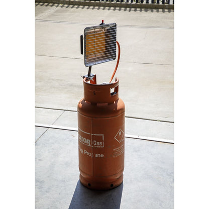 Sealey LP13 Bottle Mounting Propane Heater 14,330Btu/hr | 14,330Btu/hr(4.2kW) | Will use gas left in bottle when pressure is too low to run bigger