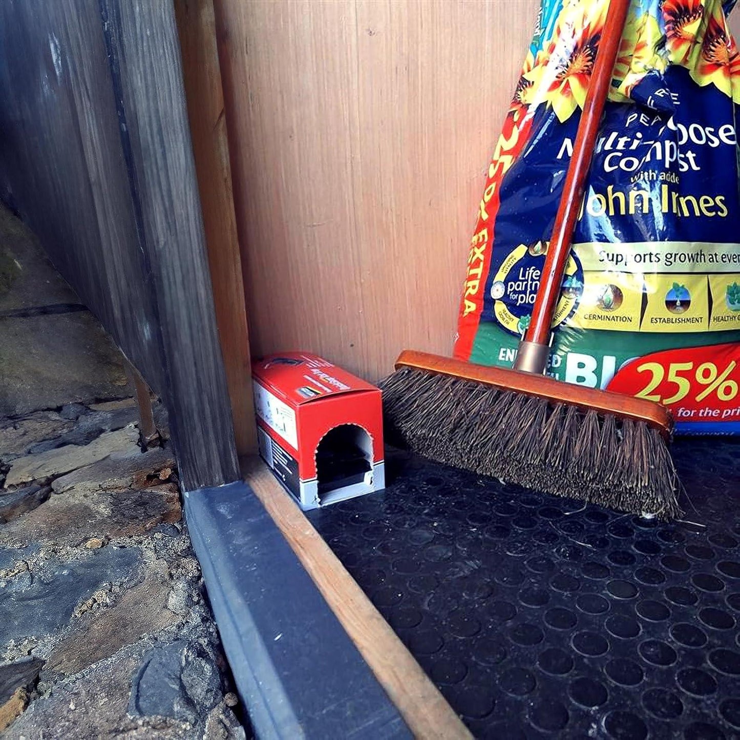 Pest Stop Pre-Baited Ready to use Quick-Snap Rat Trap