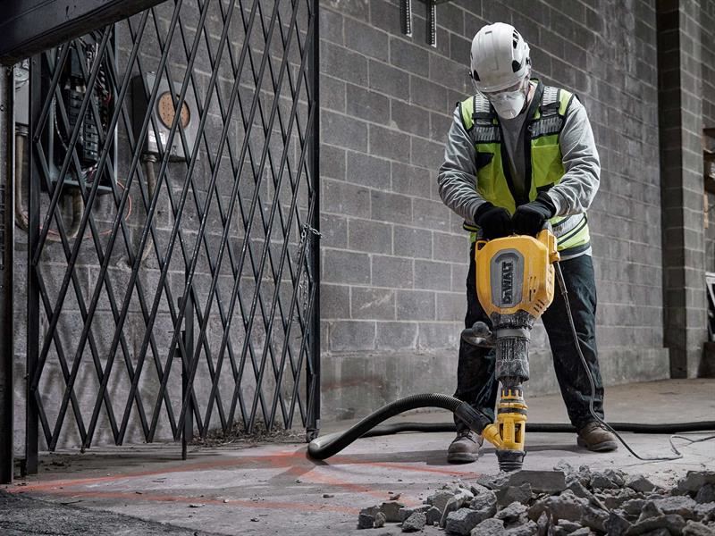DeWalt D25911K SDS-Max Demolition Hammer 11kg 110V