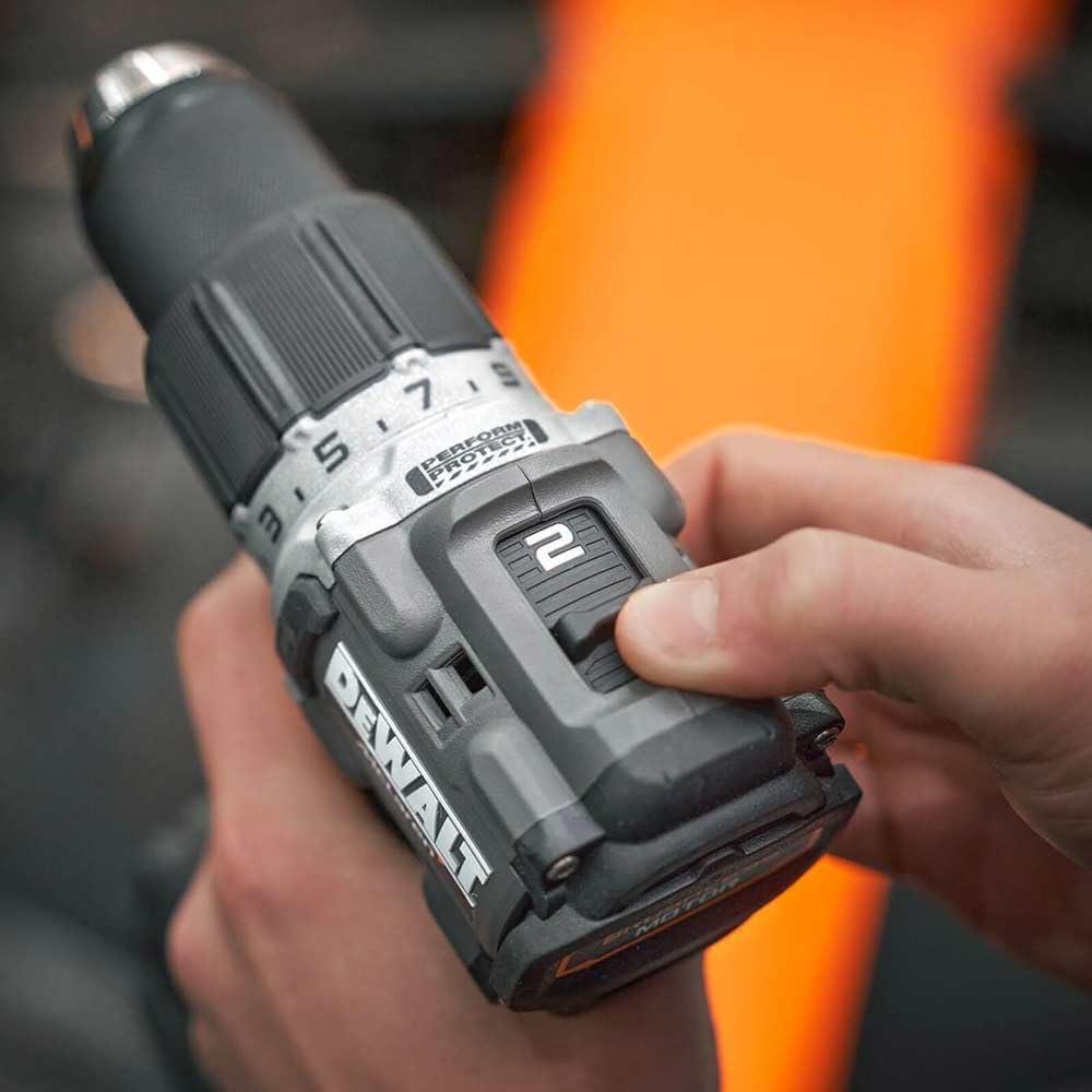 DeWalt McLaren XR Brushless Combi Drill 18V 2x5Ah Li-ion Kit F1 Edition