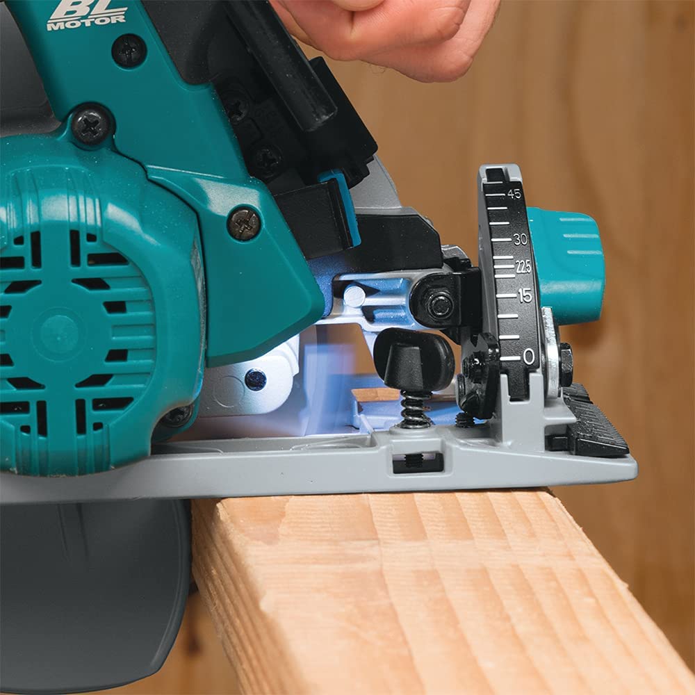 Makita DHS680Z 18V LXT Circular Brushless 165mm Saw Body Only