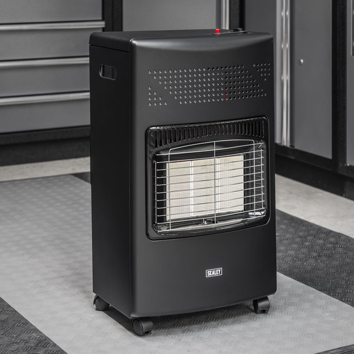 Sealey CH4200 Cabinet Gas Heater 4.2kW | 1.55/2.9/4.2kW(5,288-14,330Btu/hr) | Ceramic plaque cabinet heater ideal for office or home use.