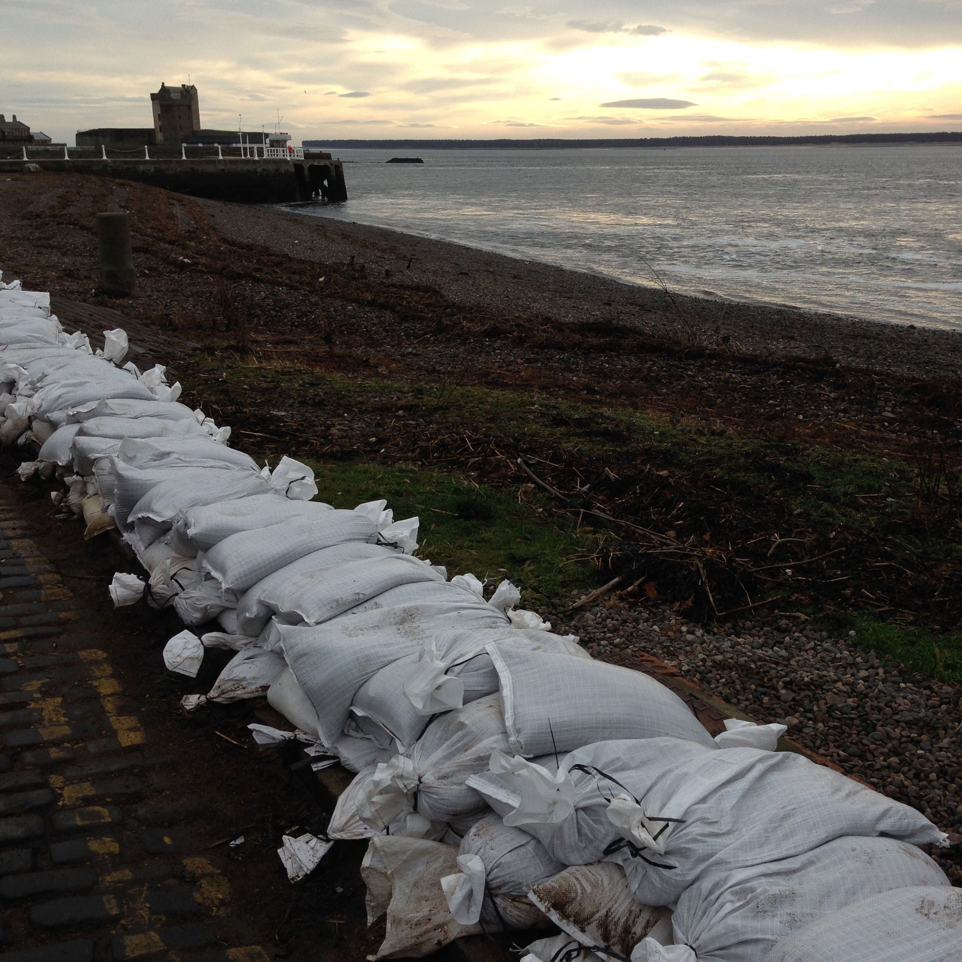 Yuzet White Woven Polypropylene Sandbags Sacks Flood Defence Sand Bags