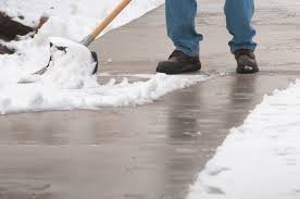 White Rock Salt 20kg High Quality Bag Grit Snow Frost Ice Roads Paths Deicer