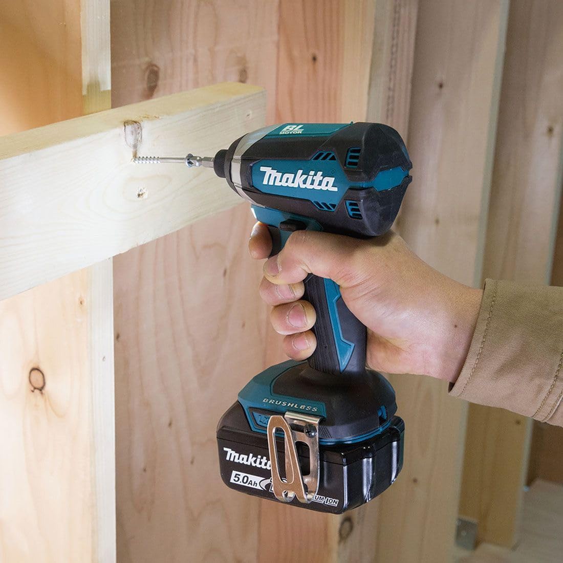 Makita DLX2507TJ 18V Li-ion LXT Brushless 2 Piece Combo Kit with 2 x 5.0Ah