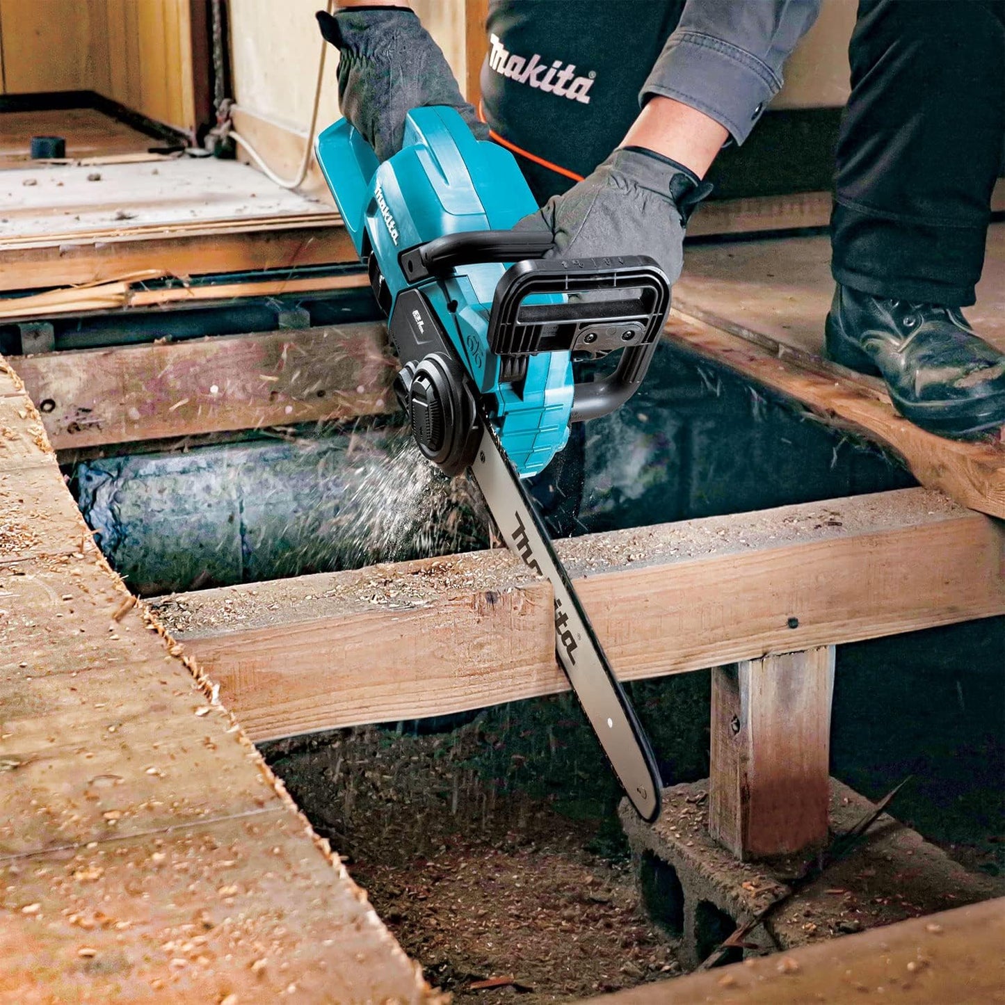 Makita DUC307ZX2 18V LI-ion LXT Brushless 300mm Chainsaw - Bare Unit