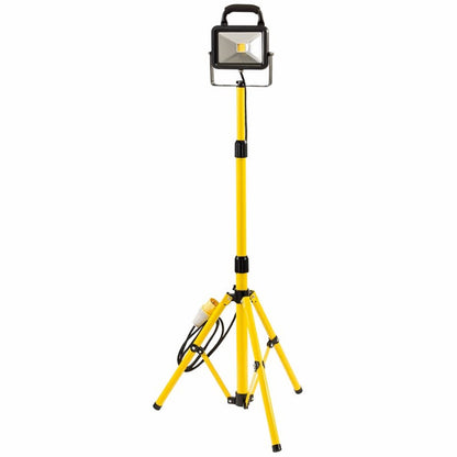 DRAPER 66051 - 20W 110V COB LED Work Light with Tripod - 1,300 Lumens